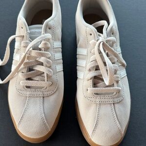 Adidas Ortholite Float Sneakers